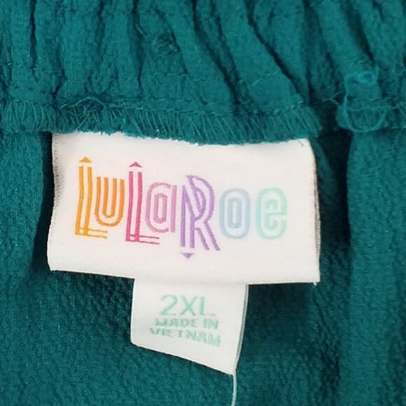 LuLaRoe Top – Green Daisy – Size 2XL - Picture 5 of 7